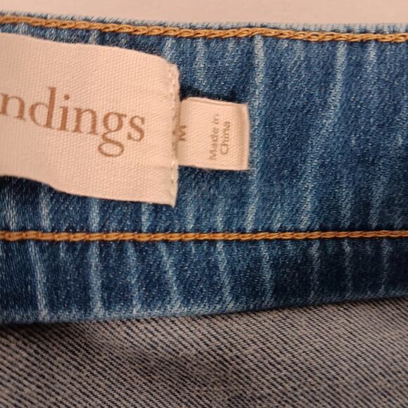 Soft Surroundings Blue Shorts Denim Pull Up Faux Zipper Size Medium 5 pocket - Picture 5 of 16